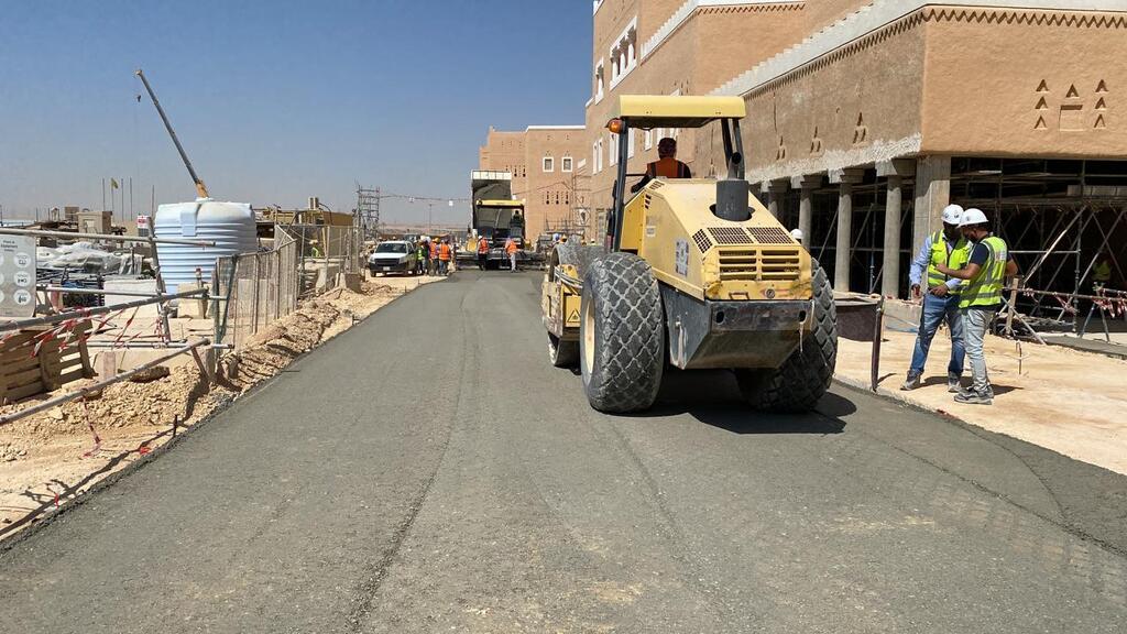 الطرق والإنترلوك من فجر الهجرة للمقاولات في جدة